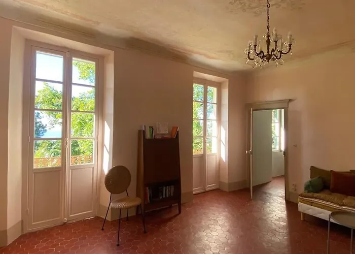 Maison De Charme Dans Les Collines Nicoises *