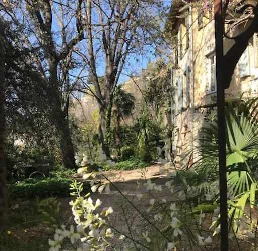 Maison De Charme Dans Les Collines Nicoises *