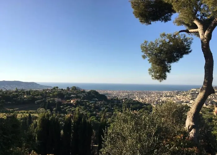 Maison De Charme Dans Les Collines Nicoises بيت للعطل نيس